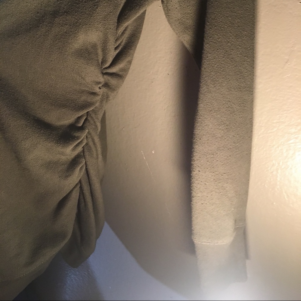 Sweater - Picture 3 of 7